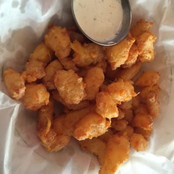 The Old Fashioned - Best Cheese Curds in Wisconsin!! - American Near Me - Madison, Wisconsin