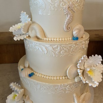 Maggie's Bakery - a three tiered wedding cake - Custom Cakes Near Me Maggie's Bakery - a three tiered wedding cake - Custom Cakes Near Me