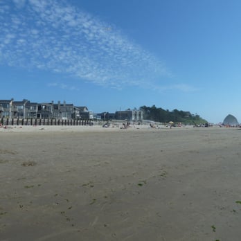 The Waves Cannon Beach - Hotels Near Me - Cannon Beach, Oregon The Waves Cannon Beach - Hotels Near Me - Cannon Beach, Oregon