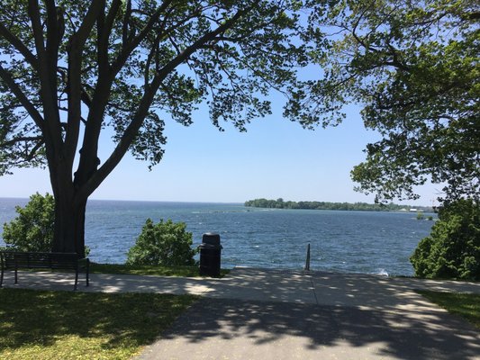 Lake Ontario Park by null