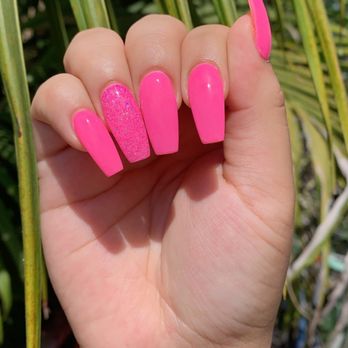 Creative Nails - Dip powder nails - Nail Salons Near Me - Santa Barbara, California