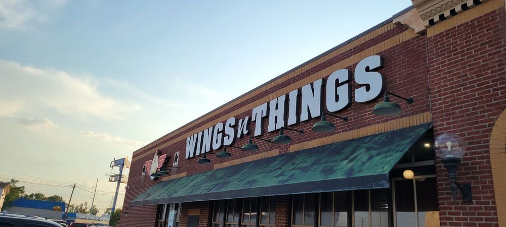 Wings-N-Things