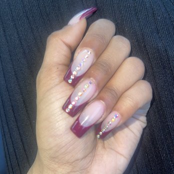 PG Nails & Spa - Left Hand Nails by Justin - Nail Salons Near Me - Hyattsville, Maryland PG Nails & Spa - Left Hand Nails by Justin - Nail Salons Near Me - Hyattsville, Maryland
