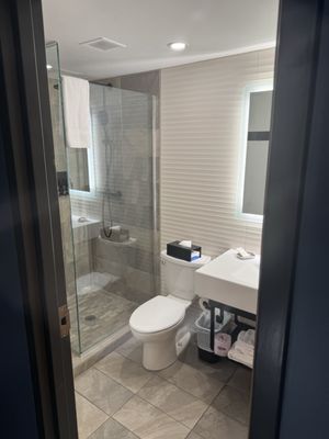 Hôtel Le Dauphin Montréal Centre-Ville by null