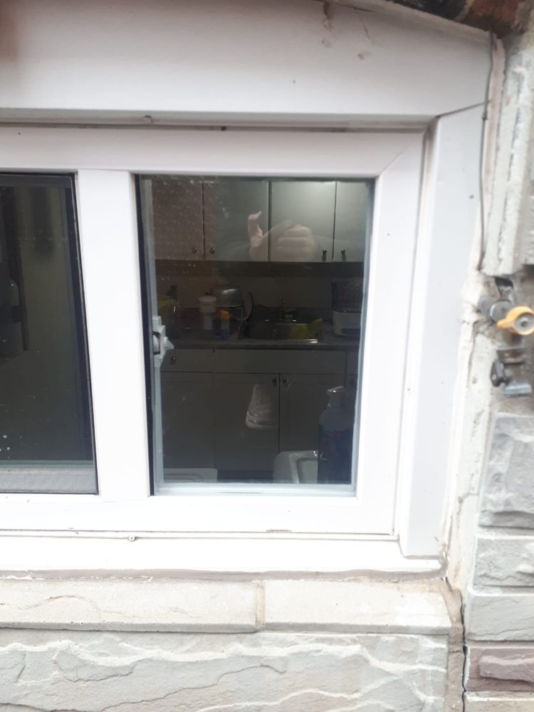 TOBASA GLASS Updated April 2024 20 Mitcham Dr, Etobicoke, Ontario