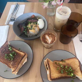 Verna - Crab Rangoon melt Mushroom melt Spam and rice Cold brew Hummingbird Cuban - Cafes Near Me - Nashville, Tennessee Verna - Crab Rangoon melt Mushroom melt Spam and rice Cold brew Hummingbird Cuban - Cafes Near Me - Nashville, Tennessee