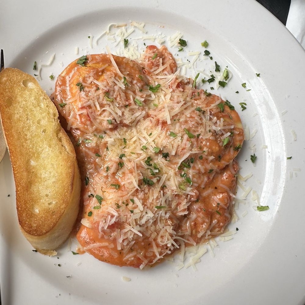 Mad Capper Saloon & Eatery - Lobster ravioli - American Near Me - Stillwater, Minnesota