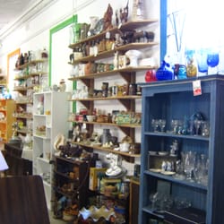 The Western Second Hand Shop - Collectables glassware pottery chinaware