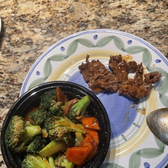 Wok Inn - Beef on plate was only beef in beef and broccoli - Chinese Near Me - Boynton Beach, Florida Wok Inn - Beef on plate was only beef in beef and broccoli - Chinese Near Me - Boynton Beach, Florida