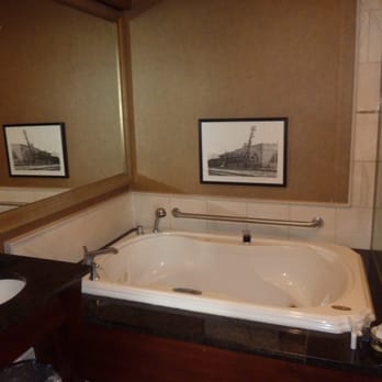 Hotel Elliott - Jetted Tub! - Hotels Near Me - Astoria, Oregon Hotel Elliott - Jetted Tub! - Hotels Near Me - Astoria, Oregon