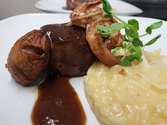 Telly's Grill by null