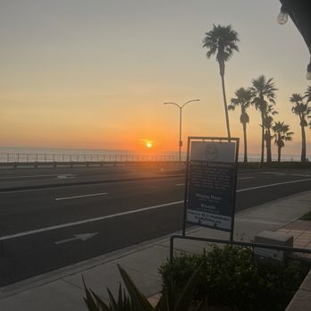 Dini's By The Sea - Seafood Near Me - Carlsbad, California Dini's By The Sea - Seafood Near Me - Carlsbad, California