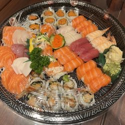 Sushi Park - Medium sushi and sashimi party tray.