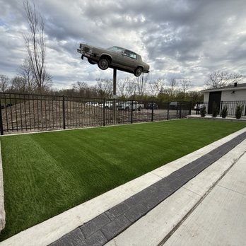 SYNLawn Ohio Valley - Johnnie's Tavern, Trabue Road, Columbus, OH, USA - Artificial Turf Near Me - Columbus, Ohio SYNLawn Ohio Valley - Johnnie's Tavern, Trabue Road, Columbus, OH, USA - Artificial Turf Near Me - Columbus, Ohio