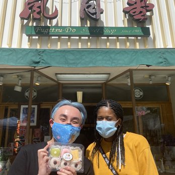Fugetsu-Do - Candy Stores Near Me - Los Angeles, California