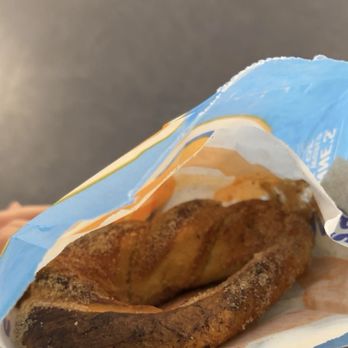 Auntie Anne's - Cinnamon Sugar pretzel - Pretzels Near Me - Las Vegas, Nevada