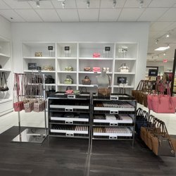 Michael Kors Outlet - Carmen bundle deals!!