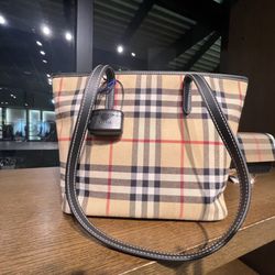 Burberry Outlet
