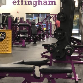 Planet Fitness - Smith machine - Gyms Near Me - Effingham, Illinois