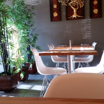 Ma Now Thai Kitchen - Entrance - Thai Near Me - Coquitlam, British Columbia