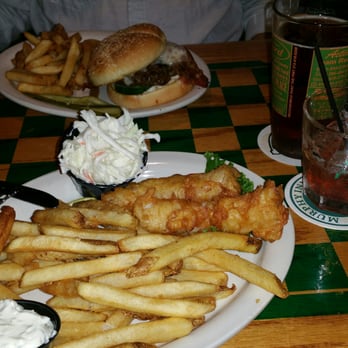Murphy Inn - Great burger and all you eat fish n chips - Hotels Near Me - Saint Clair, Michigan
