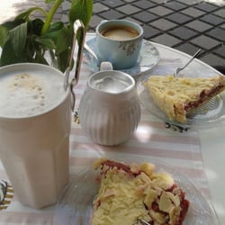 Sweet Candy - Kuchen und Kaffee im Sweet Candy. Lecker!