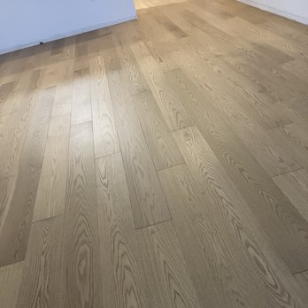 Hardwood Floor Specialist - Living room - Flooring Near Me - Vancouver, Washington Hardwood Floor Specialist - Living room - Flooring Near Me - Vancouver, Washington