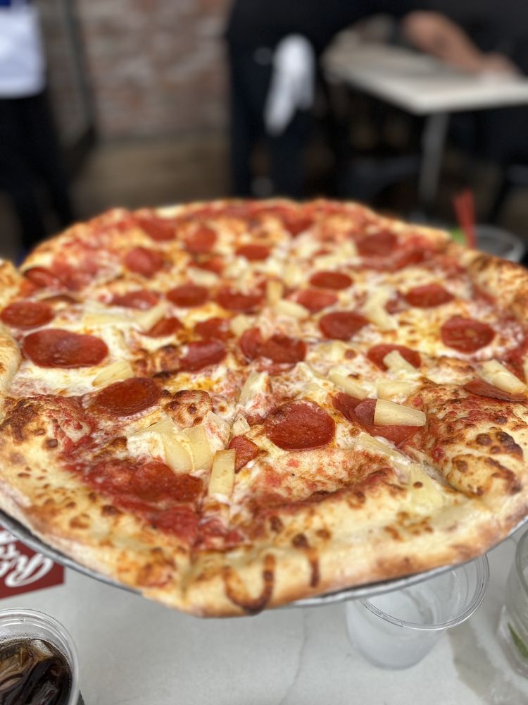 Rocco's Tavern
