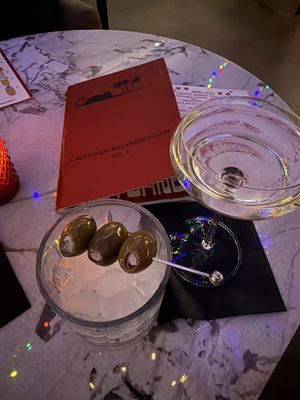 Nocturno cocktail bar by null