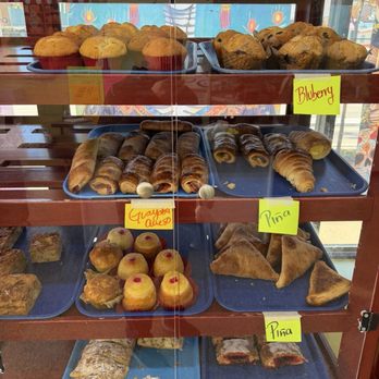 La Baguette Bakery - Treats! - Bakeries Near Me - Chicago, Illinois