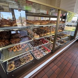 Exterior photo of Donut Queen - Vacaville, California Exterior photo of Donut Queen - Vacaville, California