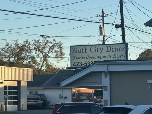 Bluff City Diner by null