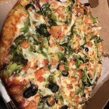 Giovanni's Roast Beef & Pizza - Veggie Deluxe - Pizza Near Me - Manchester, New Hampshire Giovanni's Roast Beef & Pizza - Veggie Deluxe - Pizza Near Me - Manchester, New Hampshire