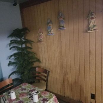 Granny's Pantry - Back room - Breakfast & Brunch Near Me - Atwater, California Granny's Pantry - Back room - Breakfast & Brunch Near Me - Atwater, California