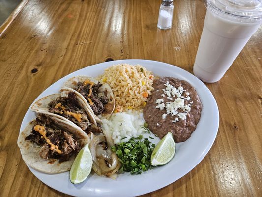 La Bamba Tacos by null