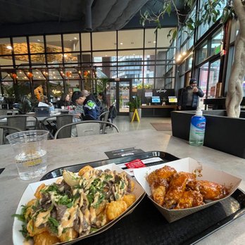 Vinason Pho Kitchen - SoDo - Pho-Taters, house special Chicken Wings - Vietnamese Near Me - Seattle, Washington