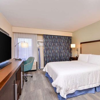 Hampton Inn Seattle-Airport - Guest room - Hotels Near Me - Seattle, Washington Hampton Inn Seattle-Airport - Guest room - Hotels Near Me - Seattle, Washington