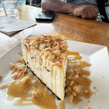 Aloha Mixed Plate - Hawaiian Near Me - Lahaina, Hawaii