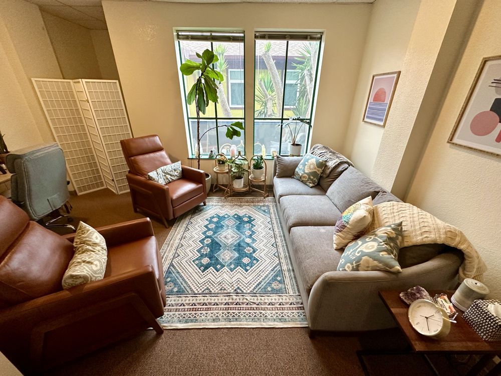 Kaley Berlin, LCSW - grief counselor in Albany, CA