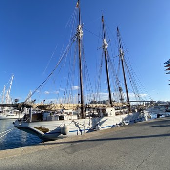 Port Vell - Landmarks & Historical Buildings Near Me - Barcelona, B Port Vell - Landmarks & Historical Buildings Near Me - Barcelona, B