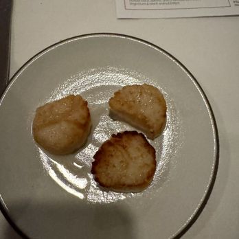Oliver's Restaurant - Scallops - New American Near Me - Buffalo, New York