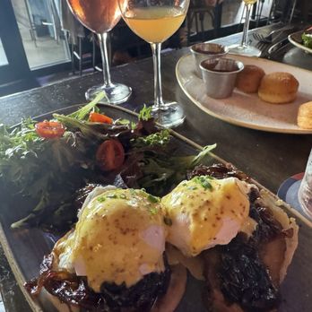 American Social - Bar & Kitchen - Orlando - Brisket Benedict - Sports Bars Near Me - Orlando, Florida American Social - Bar & Kitchen - Orlando - Brisket Benedict - Sports Bars Near Me - Orlando, Florida