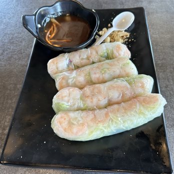 Pho Anh Hot Pot & Crawfish - A2. Spring Rolls - Vietnamese Near Me - Riverside, California