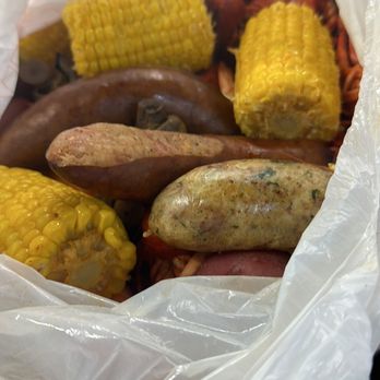Hot Tails Crawfish - 4lbs of crawfish 1/2 of shrimp, sausage and corn - Cajun/Creole Near Me - Texarkana, Arkansas Hot Tails Crawfish - 4lbs of crawfish 1/2 of shrimp, sausage and corn - Cajun/Creole Near Me - Texarkana, Arkansas