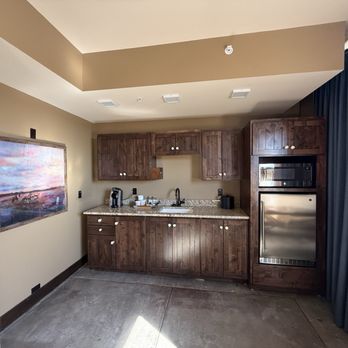 Frontier Hotel Pawhuska - Kitchenette - Hotels Near Me - Pawhuska, Oklahoma Frontier Hotel Pawhuska - Kitchenette - Hotels Near Me - Pawhuska, Oklahoma