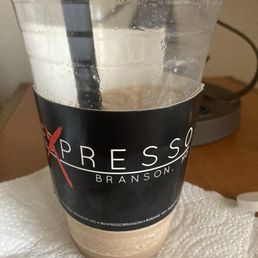Medium blended frappe Maca-coco-mocha (macadamia nut, coconut, mocha)