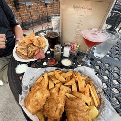 Six Pence Pub - Fish and chips and Reuben