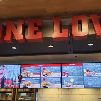 Raising Cane's Chicken Fingers - Fast Food Near Me - Brooklyn, New York