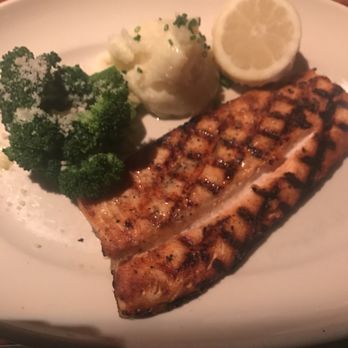 Houston's Restaurant - American Near Me - Pompano Beach, Florida Houston's Restaurant - American Near Me - Pompano Beach, Florida