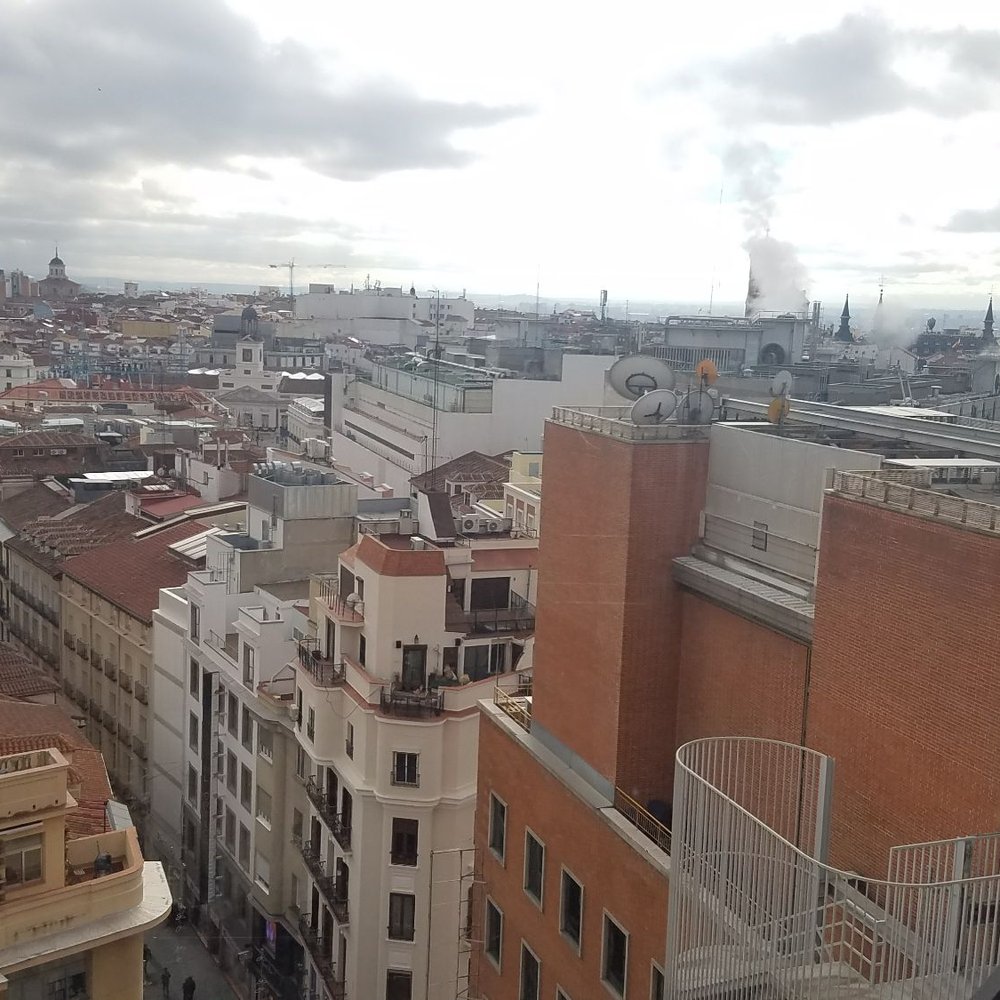 The Gourmet Experience - Views from the 9th floor! Lovely views!! - Delicatessen Near Me - Madrid, M
